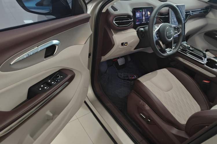 Used Bestune T90 2023 2.0T Automatic Flagship Edition
