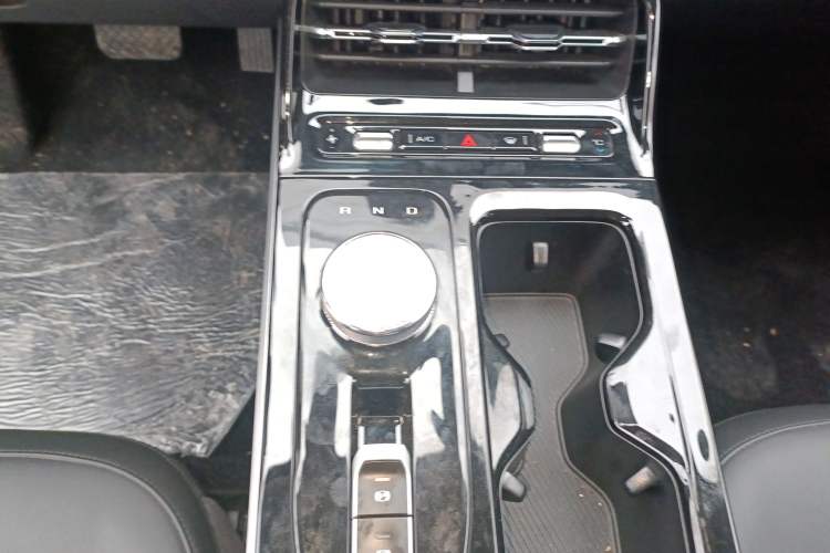 Used Wuling Xingguang 2024 Co-Creation Edition 510 Advanced Model
