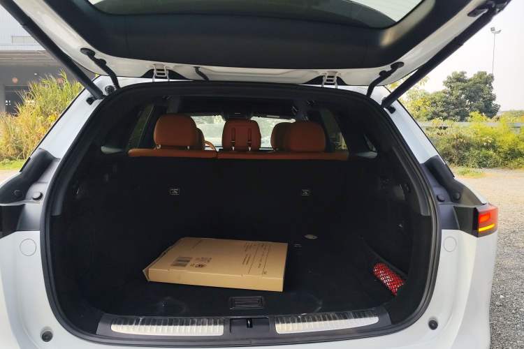 Used XPeng G9 2025 625 Long-Range Max
