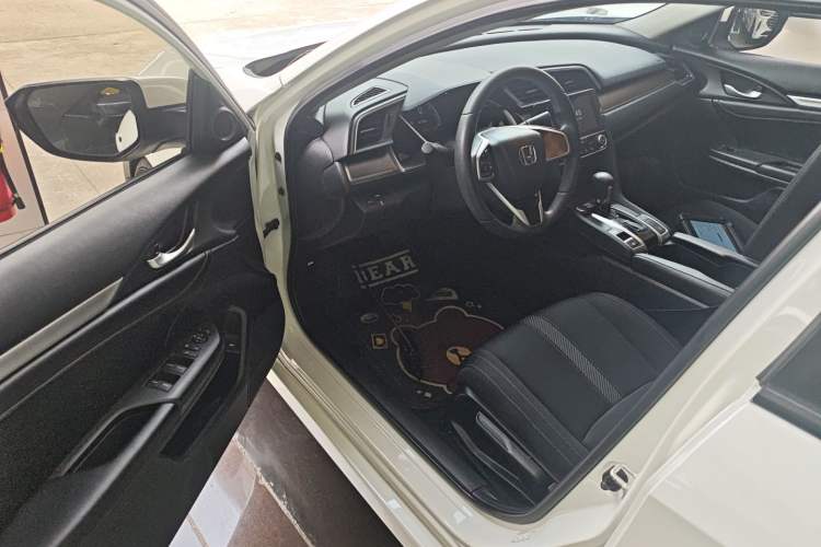 Used Honda Civic 2016 220TURBO CVT Luxury Edition