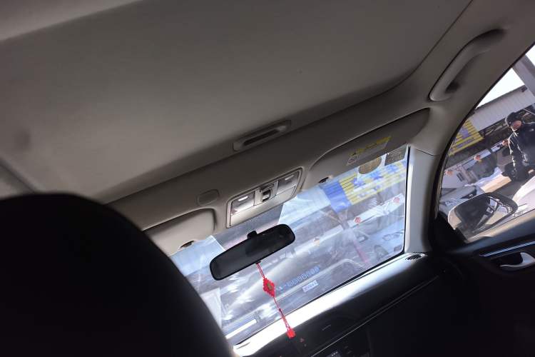 Used Kia K2 2017 Sedan 1.4L Automatic Transmission 15th Anniversary Special Edition GLS
