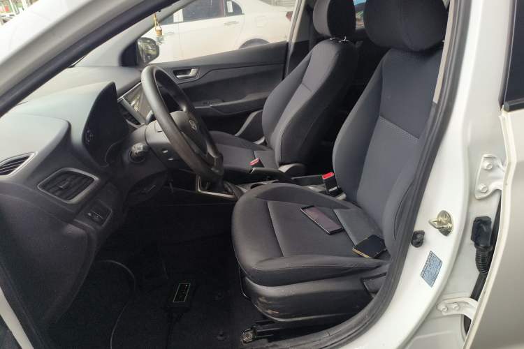 Used Hyundai Verna 2016 1.4L Manual Cool Edition GLS
