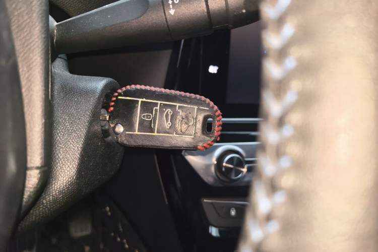 Used Peugeot 308 2018 1.6L Automatic Luxury Edition
