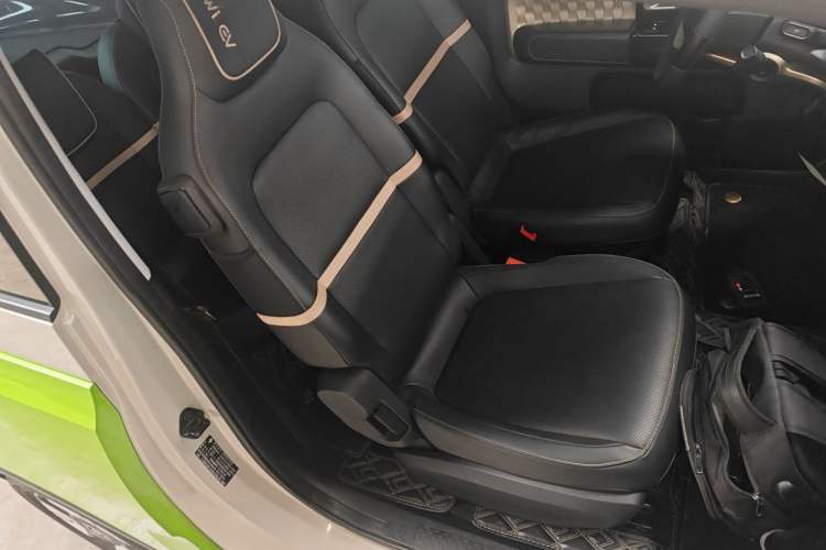 Used Baojun KiWi EV 2021 Designer Lithium Iron Phosphate
