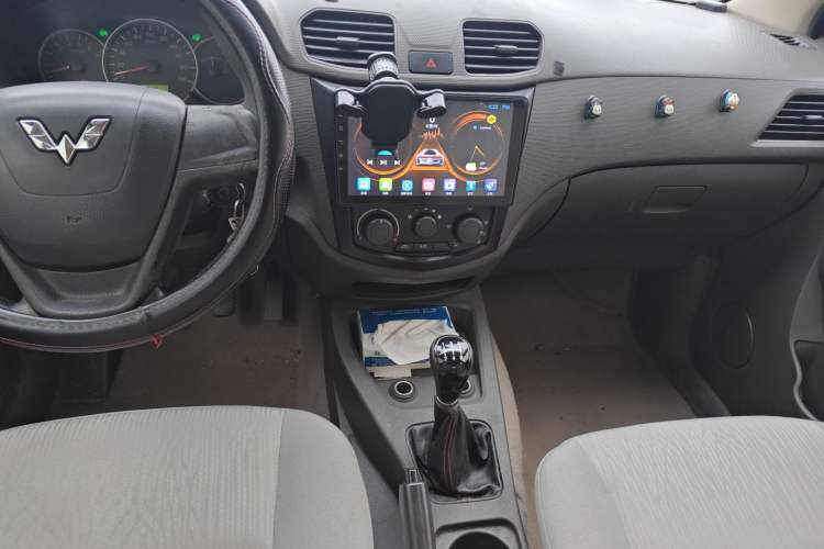 Used Wuling Hongguang 2014 1.2L Base Model China IV
