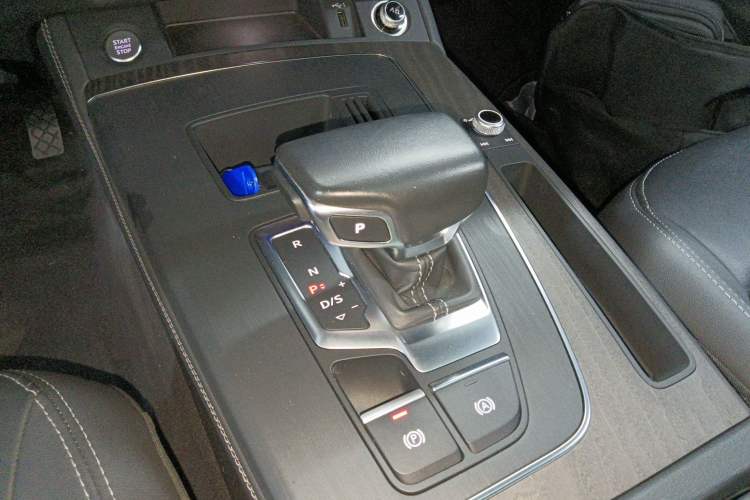 Used Audi Q5L 2022 Updated Version 40T Luxury Elegant Edition