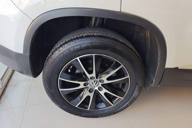 Used Volkswagen Tiguan 2016 300TSI Automatic All-Wheel Drive Luxury Edition
