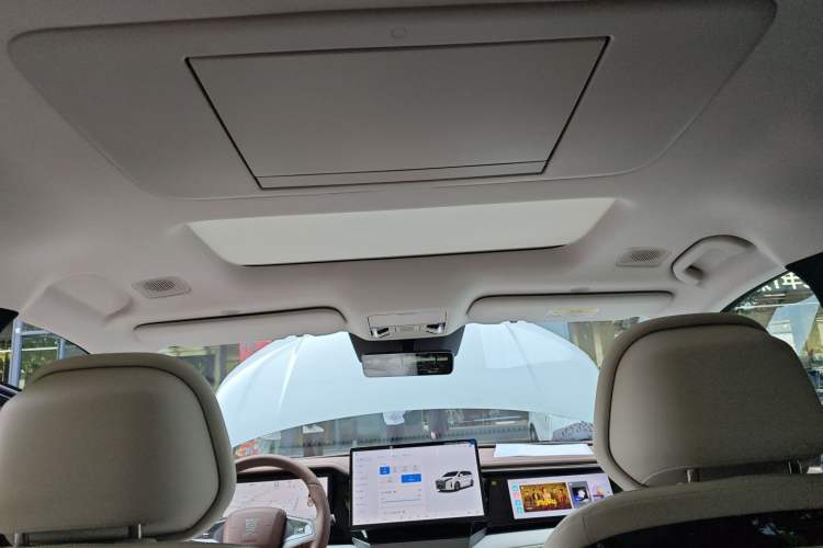 Used BYD Xia 2025 DM-i 1.5T 180km Excellence Model
