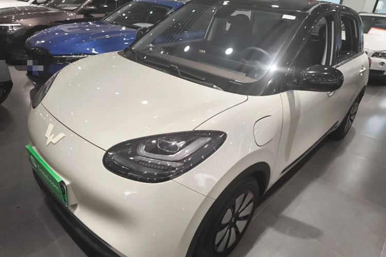 Used Wuling Bingo 2023 333 km Lingxi Connected Version
