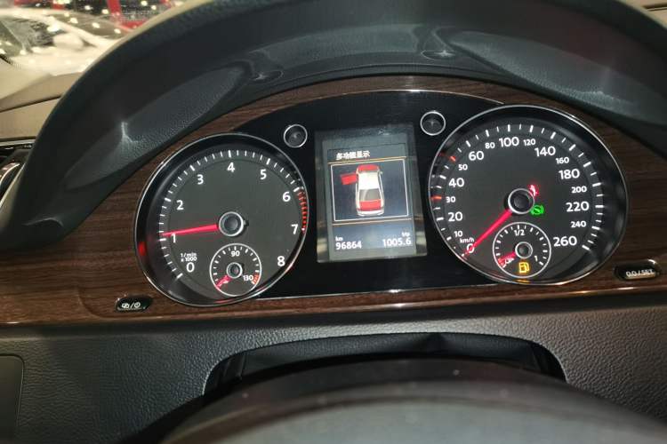 Used Volkswagen Magotan 2015 Revised 1.8TSI Prestige Version
