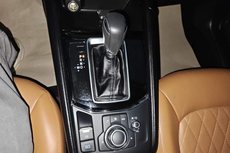 Used Mazda CX-5 2021 2.5L Automatic Two-Wheel Drive Smart Version
