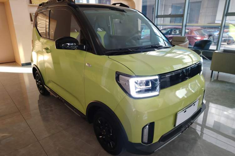 Used Wuling Hongguang MINIEV 2022 GAMEBOY 200km Gaming Edition with Lithium Iron Phosphate