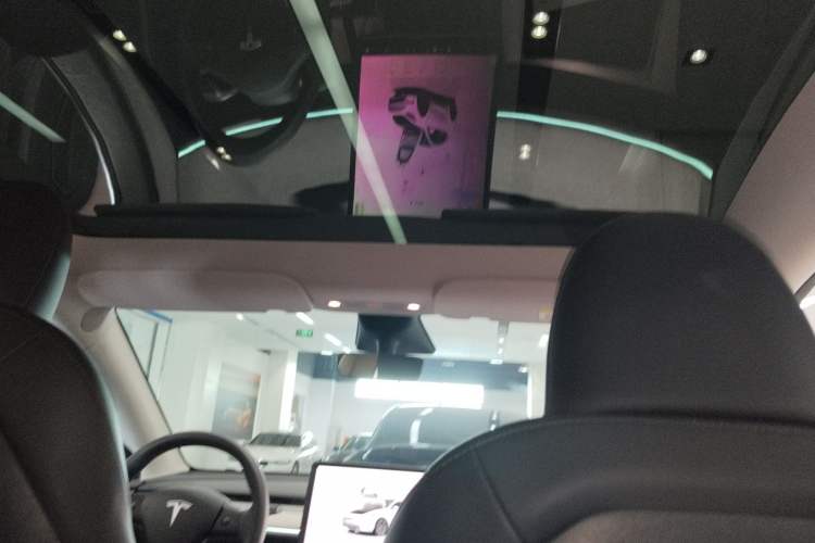 Used Tesla Model Y 2023 Long-Range All-Wheel-Drive Version
