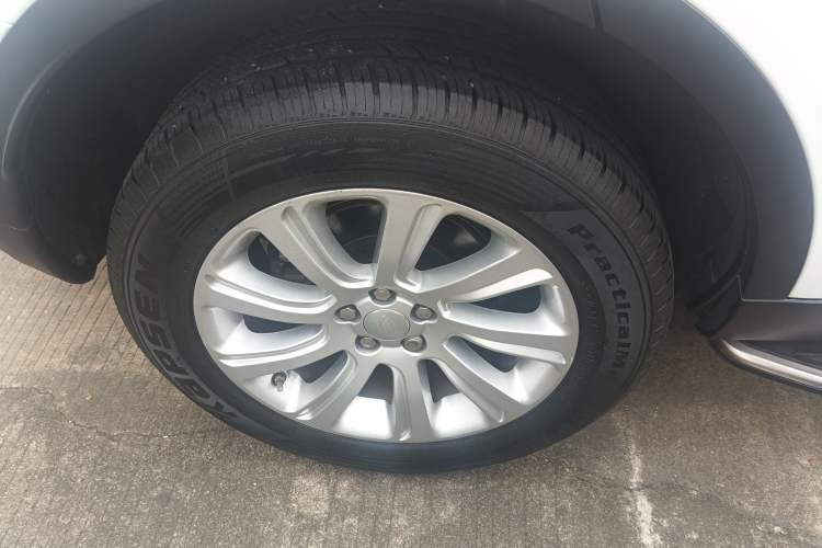 Used Land Rover Discovery Sport 2016 2.0T SE
