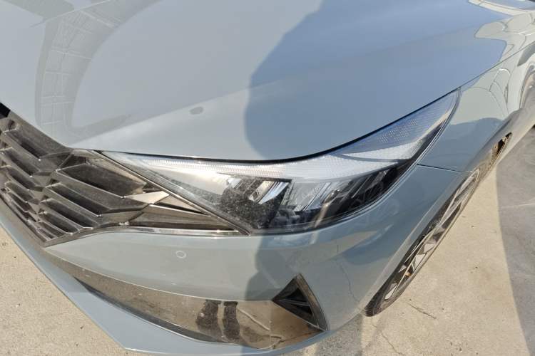 Used Hyundai Elantra 2021 1.5L CVT LUX Prestige Edition
