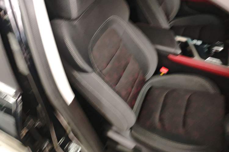 Used JETOUR X70 2023 1.5T DCT Beyond PRO Edition 7 Seats
