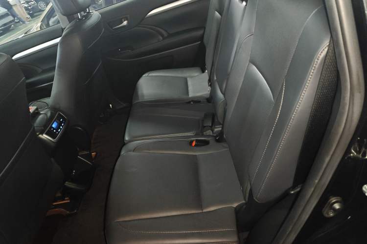 Used Toyota Highlander 2021 2.0T Four-Wheel Drive Luxury Edition 7 Seats
