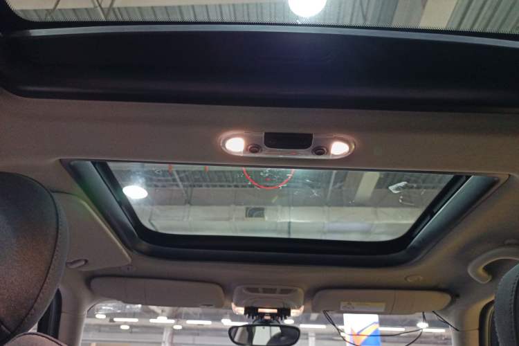 Used  Clubman 2016 Updated 1.5T COOPER Geek Edition
