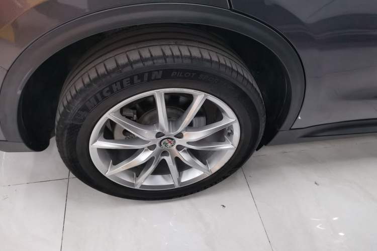 Used Alfa Romeo Stelvio 2017 2.0T 280HP Luxury Edition