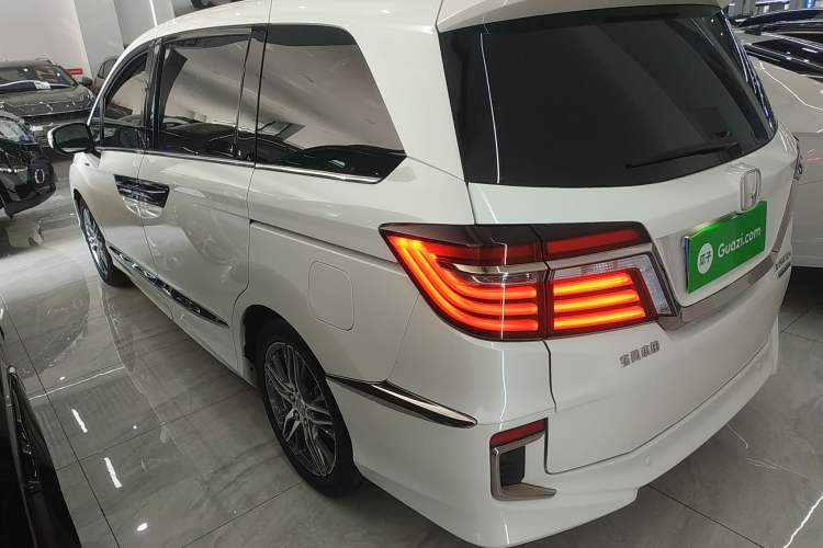 Used Honda Elysion 2019 2.0L Hybrid Luxury Edition