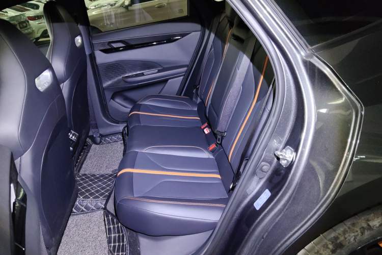 Used Changan UNI-V 2024 1.5T Prestige Edition