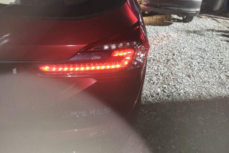 Used Baojun 310W 2017 1.5L Manual Fashion Model China V
