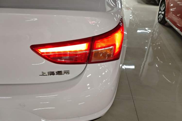 Used Buick Verano 2015 Sedan 20T Dual-Clutch Leading Model
