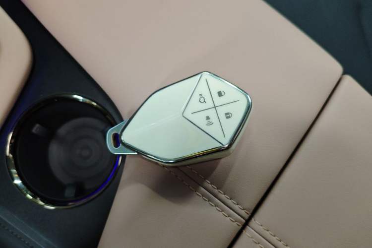 Used  SL03 2022 515 Pure Electric Version