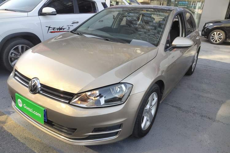 Used Volkswagen Golf 2015 1.6L Automatic Comfort Model
