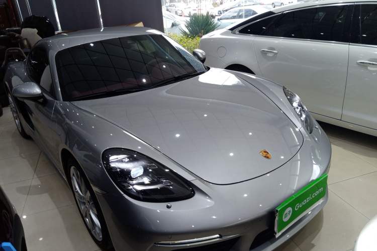 Used Porsche 718 2020 Cayman 2.0T
