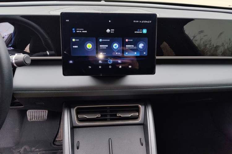 Used BYD Qin L 2024 DM-i 80KM Leading Model
