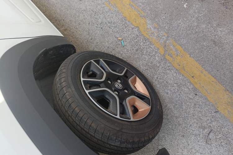 Used Dongfeng NAMMI BOX 2022 Light Wind Edition 201KM Lightning Model