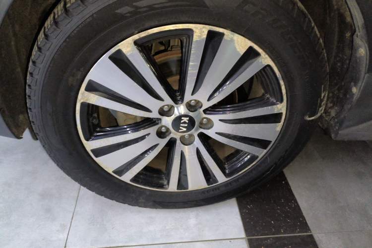 Used Kia Sportage R 2015 2.0L Automatic Two-Wheel Drive DLX Model