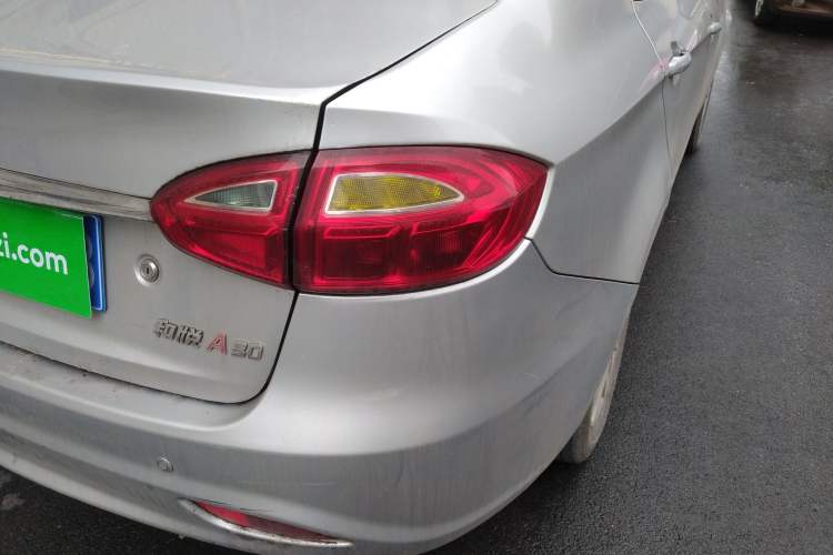 Used  J6 A30 2013 1.5L Manual Luxury Model China IV Standard
