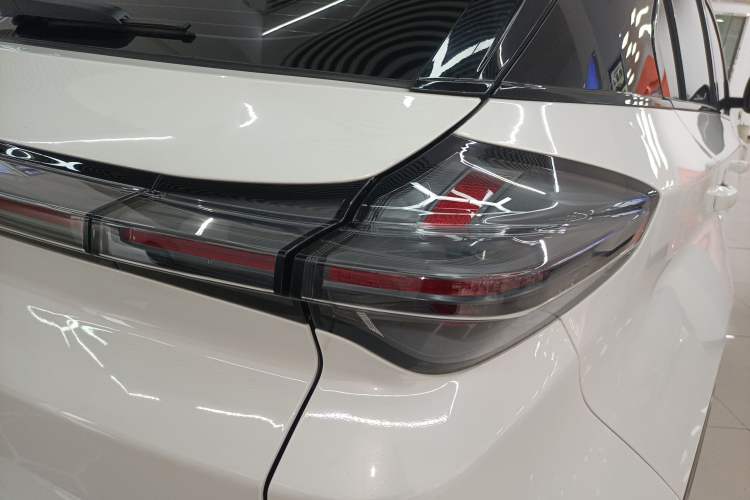 Used NETA U 2023 NETA U-Ⅱ Challenge Edition 400 U Show – Lithium Iron Phosphate