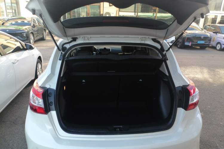 Used Nissan Tiida 2024 1.6L CVT Smart Drive Edition
