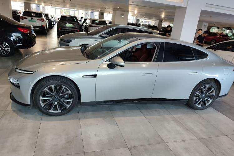 Used XPeng P7 2022 670N+