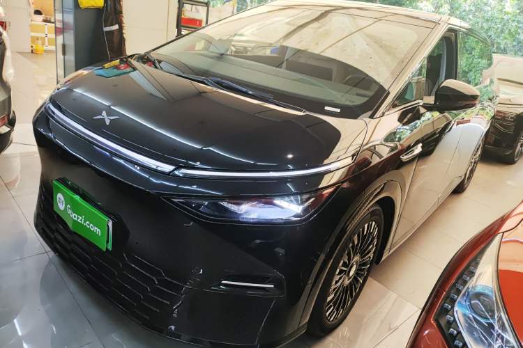 Used XPeng X9 2025 740 Ultra-Long Range Max