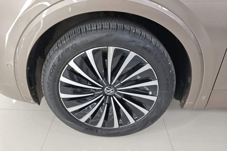 Used Volkswagen Viloran 2022 380TSI Prestige Edition

