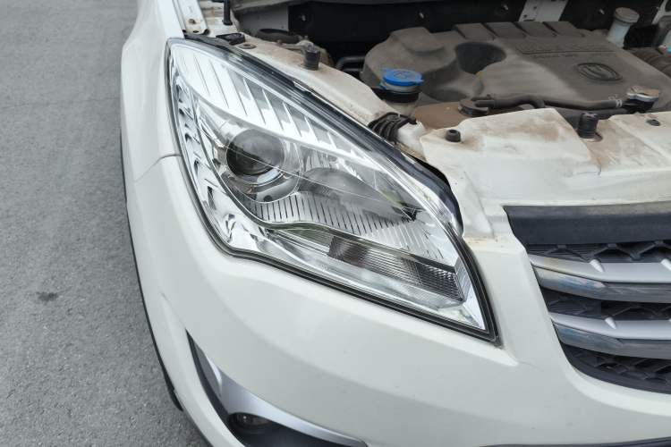 Used Changan CS35 2016 1.6L Automatic Luxury Model China V Standard
