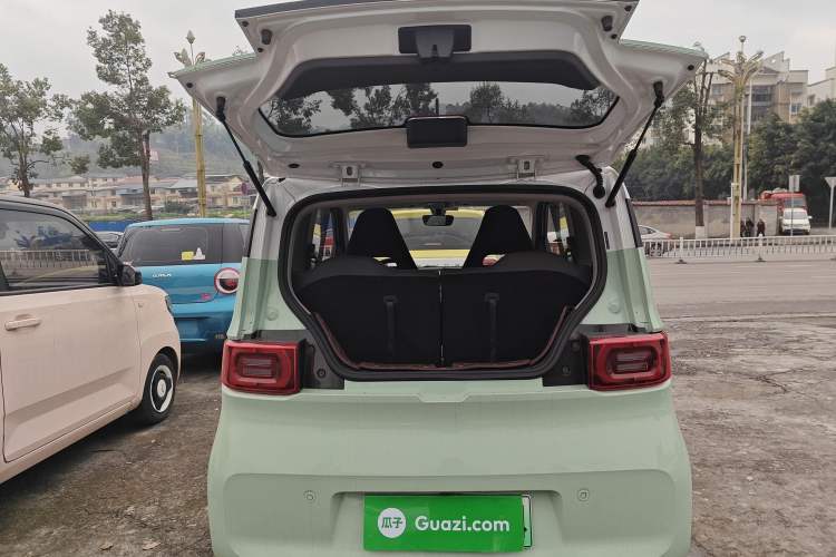 Used Wuling Hongguang MINIEV 2021 Macaron Premium Model – Lithium-NMC