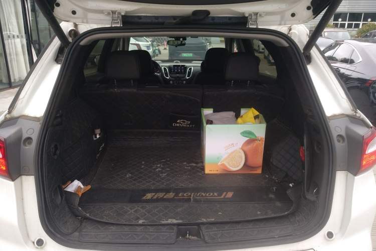 Used Chevrolet Equinox 2019 535T Automatic YuJie Edition China VI
