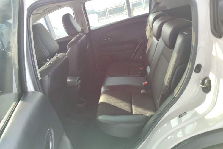 Used Honda Vezel 2020 1.5L CVT Pioneer Edition