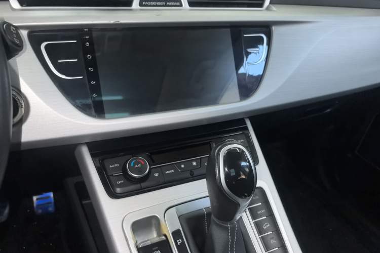 Used Geely Auto Emgrand X7 Sport 2016 1.8TD Automatic Smart Connectivity Version
