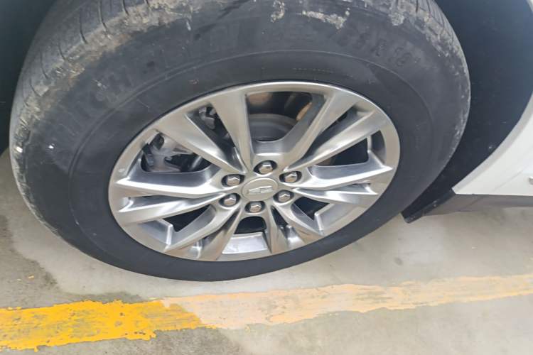 Used Cadillac XT5 2020 Revised Version 28T Luxury Edition
