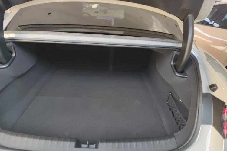 Used  SU7 2024 Four-Wheel Drive Ultra-Long Range Advanced Intelligent Driving Max Edition