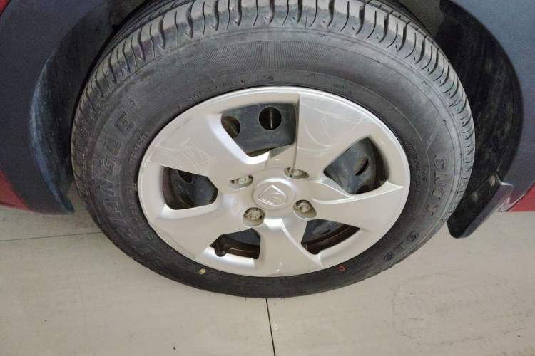 Used Baojun 310 2016 1.2L manual Comfort trim level