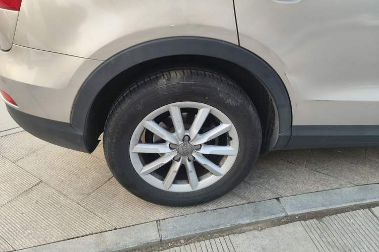 Used Audi Q3 2015 30 TFSI Ambition Edition
