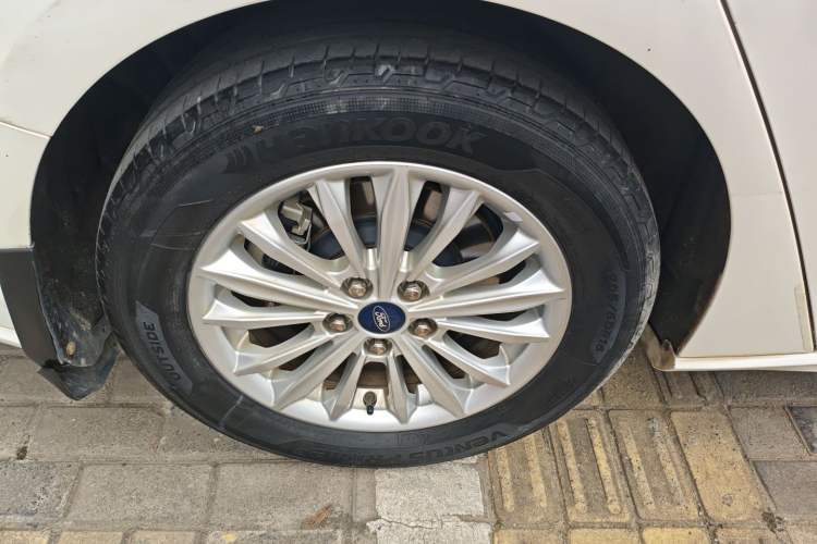 Used Ford Focus 2020 Sedan EcoBoost 180 Automatic Trend Edition
