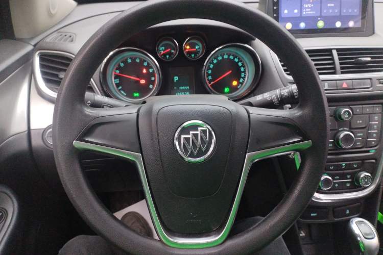 Used Buick Encore 2015 1.4T Automatic Two-Wheel Drive Urban Elite Version
